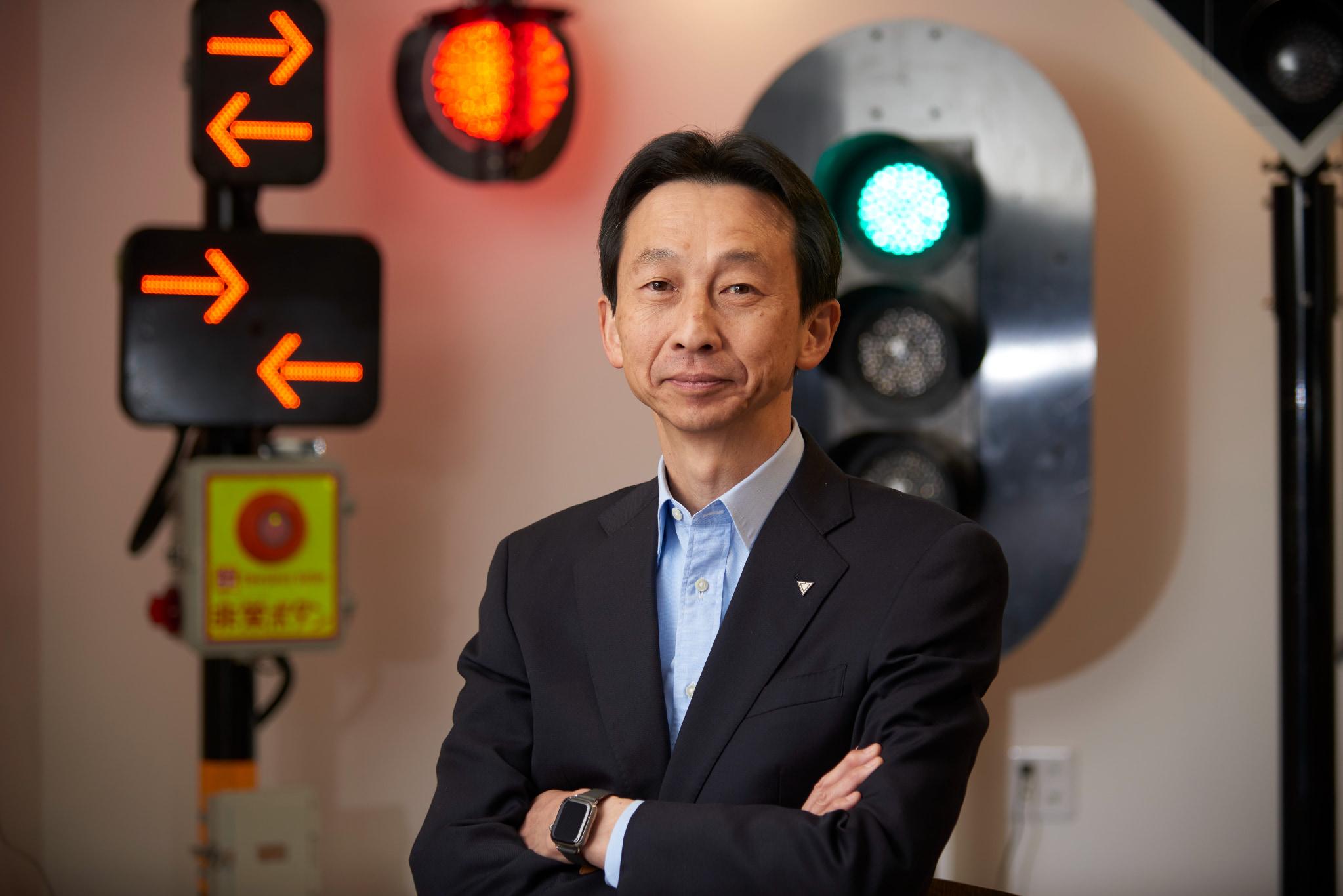 「人の命を守る」が原点。創業100年の鉄道インフラ企業が貫く“誠実さ”と、社長が語る「人とともに、人のために。」の未来