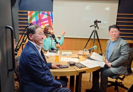 THE CIO LOUNGE 第7回――“まるっとよろずIT相談”の舞台裏。DXに悩む企業を、人を軸に支えるITコンサルティングの力とは