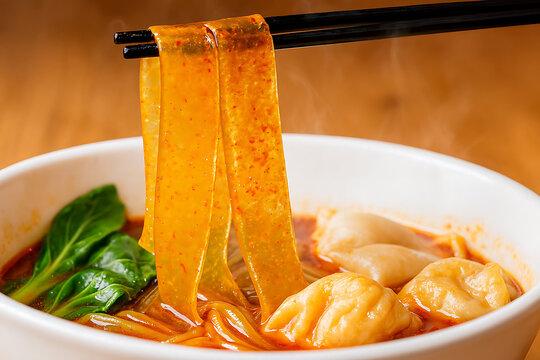 麻辣湯の進化と拡大―外食業界に新風を巻き起こす理由