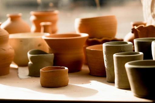 日本が誇る焼き物文化──種類と産地で巡る伝統と美