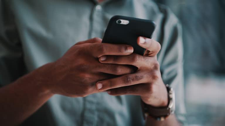 2025年施行「スマホ新法」とは何か――便利になる一方で増える“自己責任”