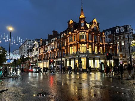 世界は「傘を忘れない」？日本とはまったく違う、海外の雨と傘の付き合い方