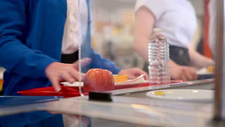 学食の苦境――「安さの聖域」が直面する転換点