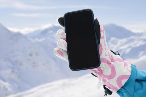 冬はスマホにとって過酷な季節？ バッテリー劣化を防ぐ正しい使い方