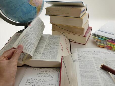 日本の英語教育は古い？世界に学ぶ言語学習法