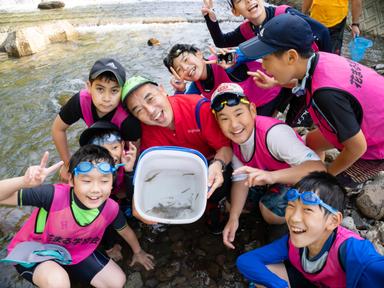 幼少期――焼酎のにおいと、外遊びで過ごした日々