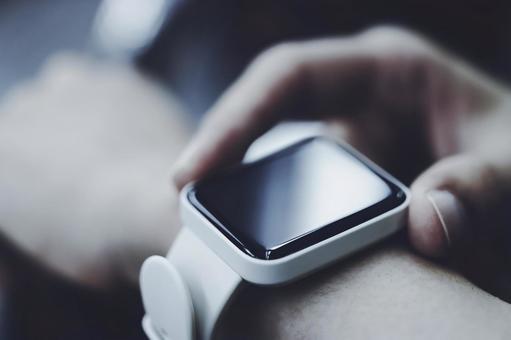 スマートウォッチの機能・選び方がまるわかり！2025年最新ガイド