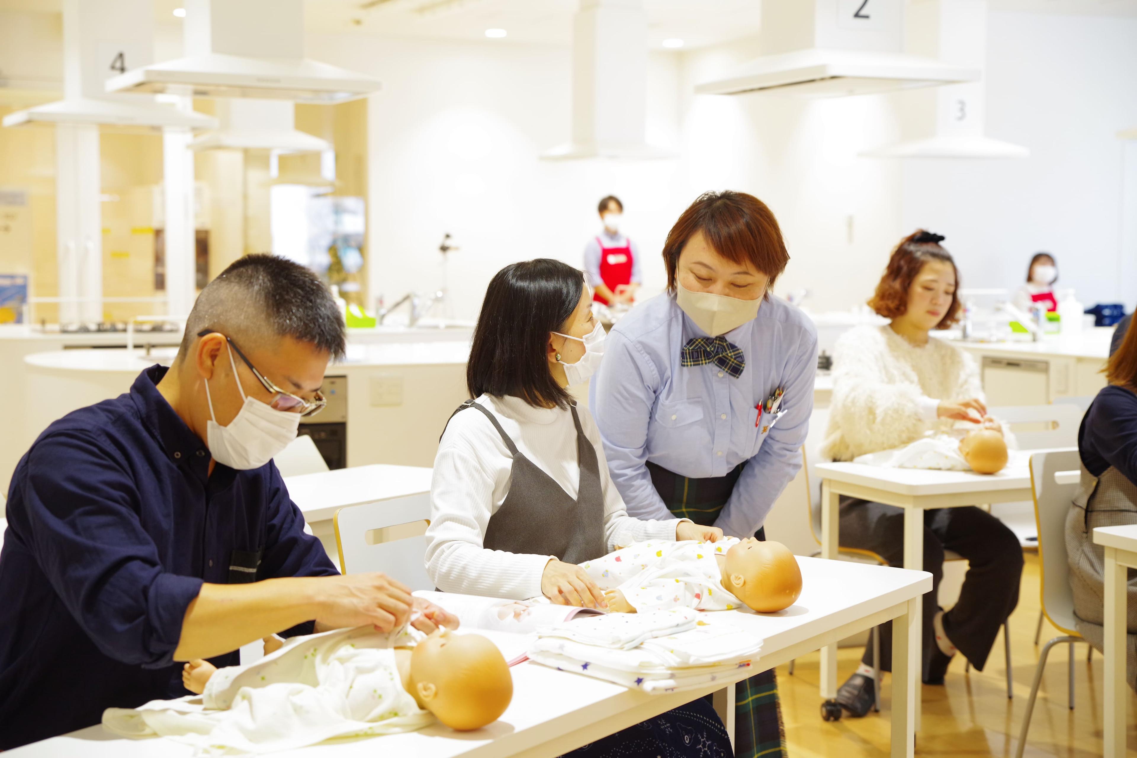 自治体や産院からも信頼を寄せられる理由とは。ミキハウスが推進する、地域と連携した「産み育てやすい社会」づくり