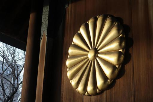 天皇陛下の「お務め」を徹底解説――国の象徴が果たす社会的・国際的役割