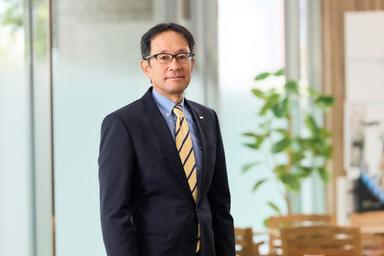 「明るさ」を旗印に、新たな挑戦へ