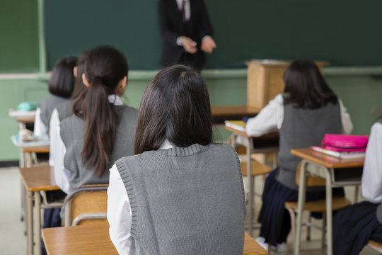 調整授業時数制度とは？学校教育はどう変わる？仕組みとメリットを分かりやすく解説