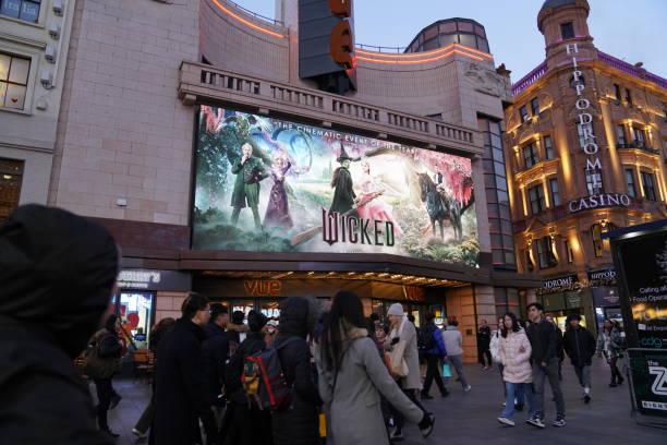 「ウィキッド」が問いかける“もう一つの真実”――現代社会へのメッセージとは