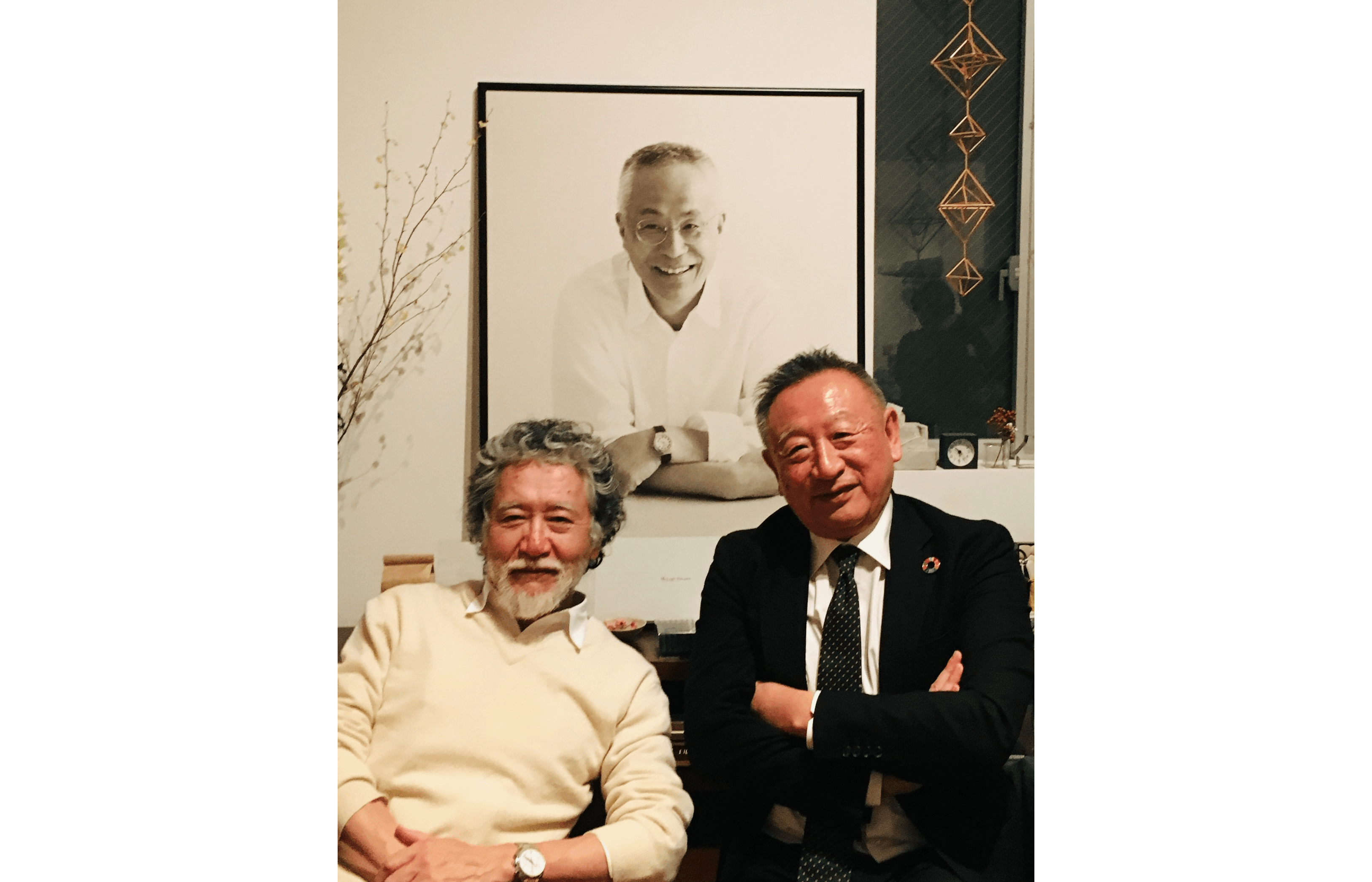 「カッコいい」と「売れる」の両立——デザイナー・岡本一宣さんと追い求めた商業デザイン