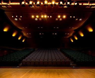 英語への興味から外資系へ――35歳に訪れた転機