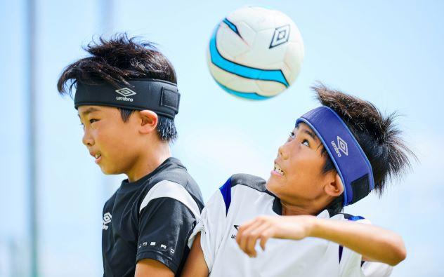 子どもの頭の怪我にどう備える？ サッカー界の「新しい常識」を作るアンブロの挑戦