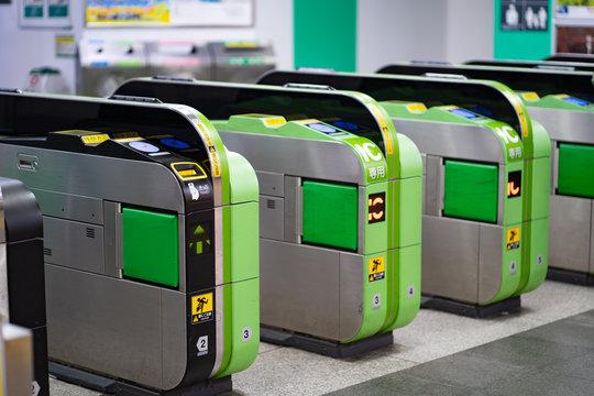 2027年春に磁気切符が廃止へ！新システム「QR乗車券」のメリット・デメリットを徹底解説
